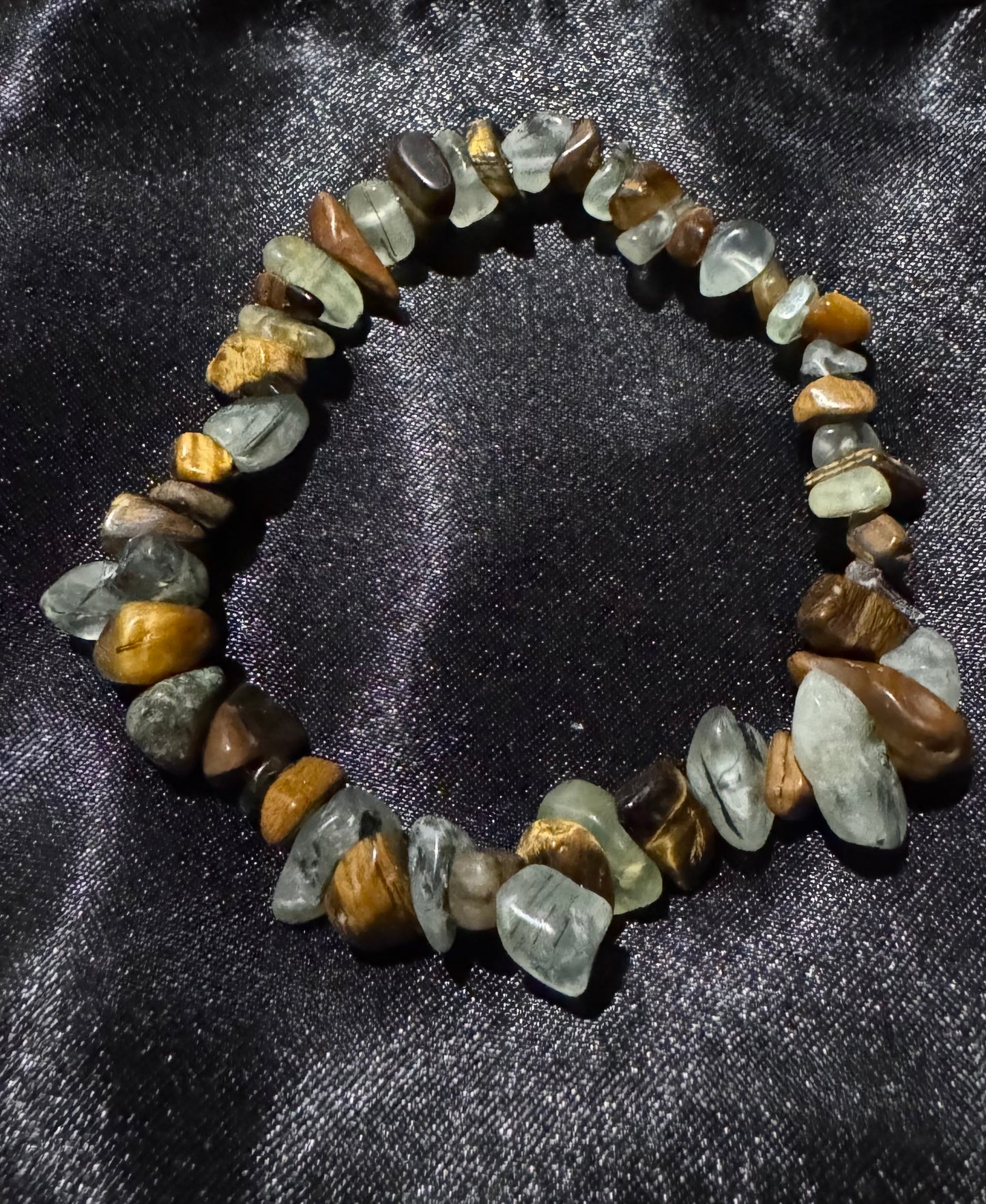 Tiger eye and Prehnite-19cm Natural stone chip